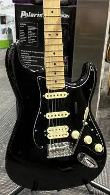 Fender - AM PERFORMER STRAT HSS