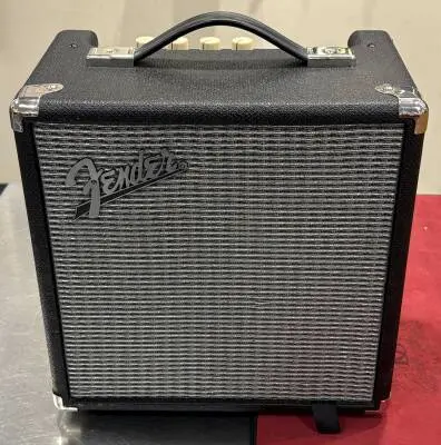 Fender - RUMBLE 15 BASS AMP