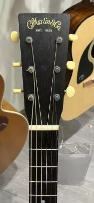 Martin Guitars - 000-17 2