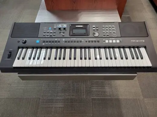 Yamaha - PSRE473