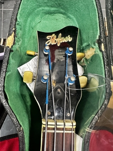 HOFNER 1966 BEATLE BASS W/CASE 3
