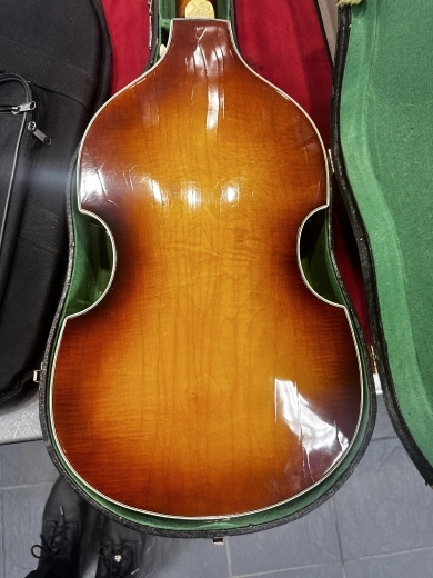 HOFNER 1966 BEATLE BASS W/CASE 5