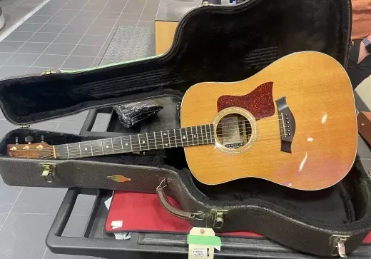 TAYLOR 710-B 25TH ANNIVERSARY BRAZILLIAN ROSEWOOD 2