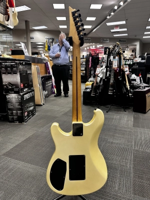 1985 Ibanez Pro Line PR1550 In Pearl White 4