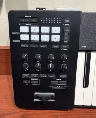 Store Special Product - Roland - A-88MKII 88 KEY MIDI KEYBOARD CONTROLLER