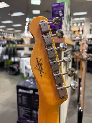 Fender Vintage Custom '59 Esquire Time Capsule Package 2