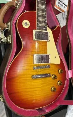 Gibson Custom Shop - Murphy Lab Ultra Lite '59 Les Paul Standard - Factory Burst 2