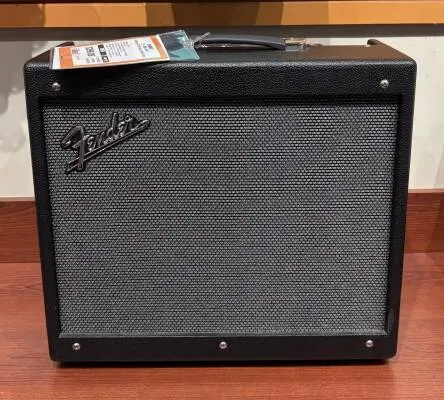 Fender - MUSTANG GTX50