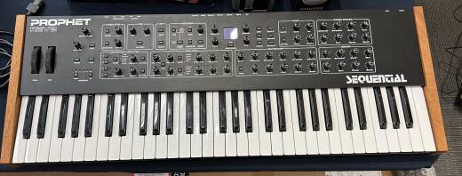 Gear Hunter | Dave Smith Instruments - PROPHET REV2 8