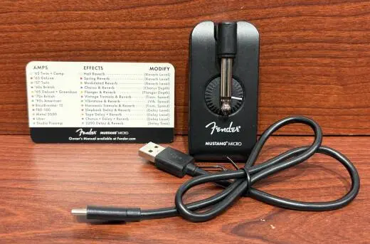 Fender - MUSTANG MICRO V1