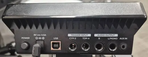 Alesis Nitro Kit with Mesh Pads and Bluetooth 2