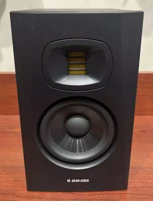 ADAM Audio - AD-T5V