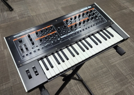 Roland - JUPITER-XM 2