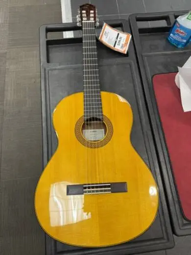 Yamaha - CG142S