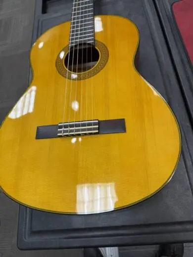 Yamaha - CG142S 2