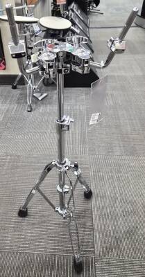 DW 3000 Series Double Tom Stand