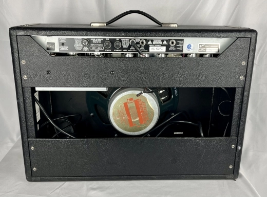 FENDER 65 DELUXE REVERB REISSUE 2