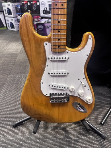 Fender STB67-EX2 Japanese Natural Stratocaster 2