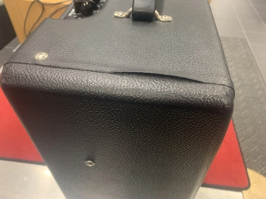 FENDER PRO JR III BLACK 2