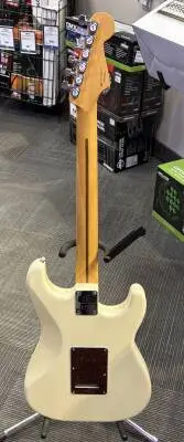 Fender - LEFTY PLAYER PLUS STRATOCASTER 2