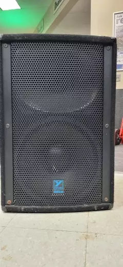 Store Special Product - Yorkville Sound - E1152