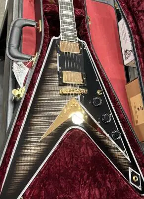 Gibson Custom Shop - FLYING V CUSTOM FIGURED VOS COBRA BURST 2