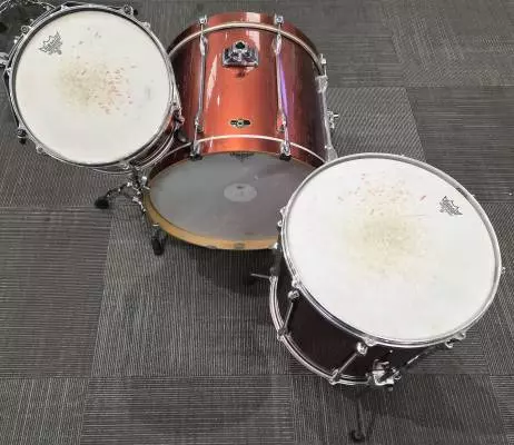 Tama Superstar 22,12,16 with Red/Orange Gloss Finish 2