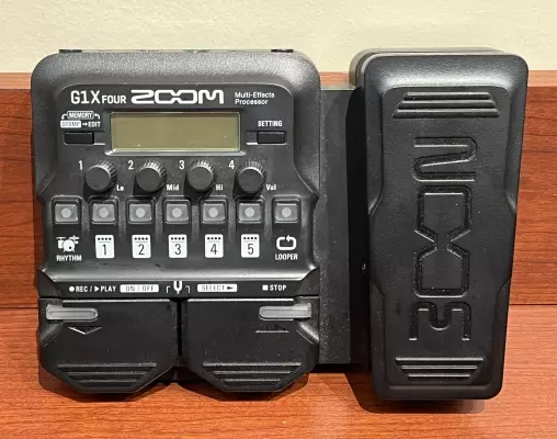 Zoom - G1X FOUR - ZOOM
