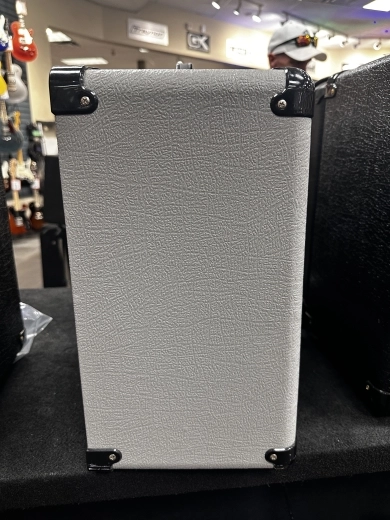 MARSHALL MG30DFX SILVER ANNIVERSARY LIMITED EDITION AMP 2