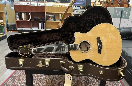 TAYLOR CUSTOM SHOP GRAND SYMPHONY W/ VENETIAN CUTAWAY 6