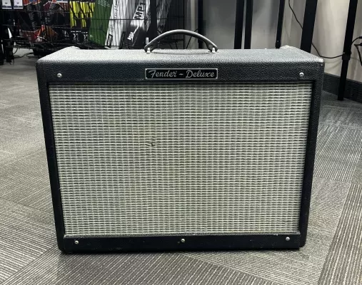 FENDER HOT ROD DELUXE