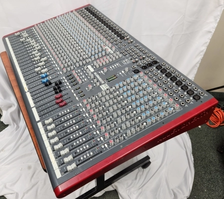 Allen & Heath - ZED-428 3