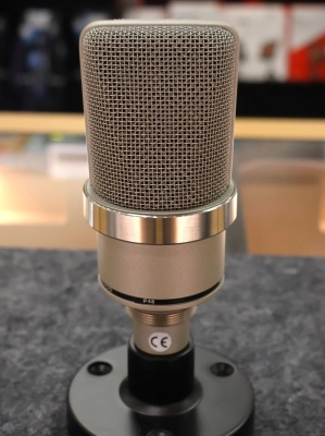 Neumann - TLM 102 2