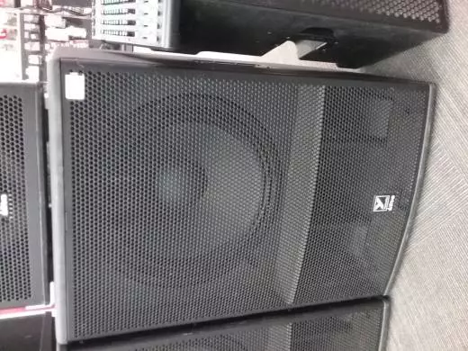 Yorkville Sound - ES18P