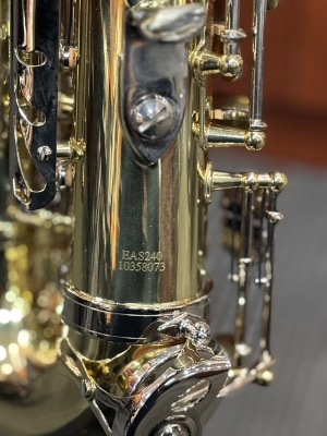 Eastman Alto Saxophone Outfit w/ F# Key 4