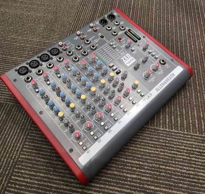 Allen & Heath - ZED-10FX 2