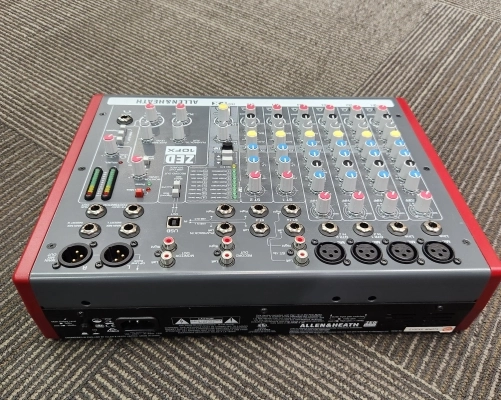 Allen & Heath - ZED-10FX 2