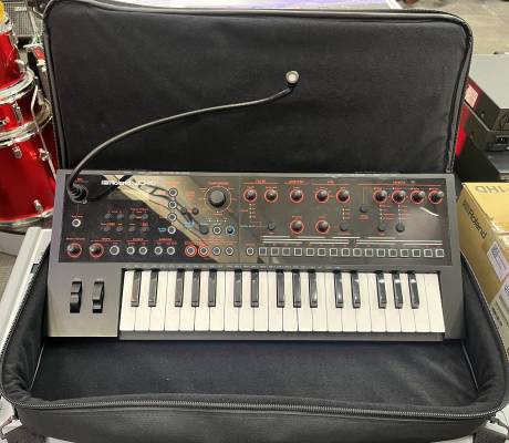 Gear Hunter | Roland - JD-XI W/ GATOR BAG