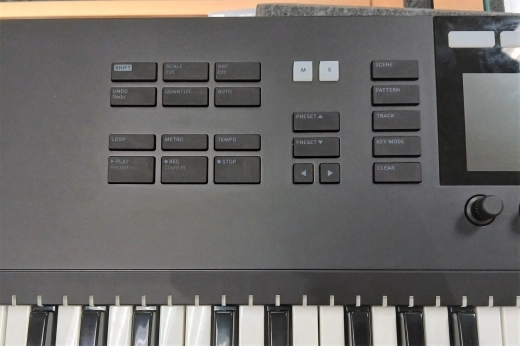 Native Instruments - KONTROL S61 MK2 3