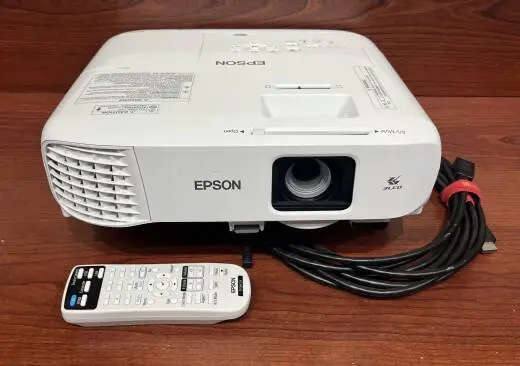 EPSON PROJECTOR POWERLITE 992F