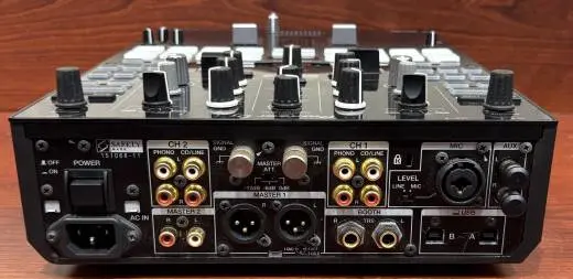 Pioneer - DJM-S9 DJ MIXER 2