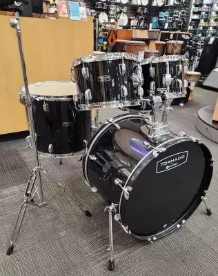 Mapex Tornado 22,10,12,16,SD w/Hardware in Black