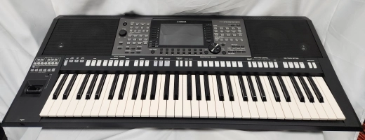 Yamaha - PSRA3000 2