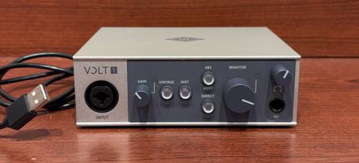 Gear Hunter | Universal Audio - UA-VOLT1