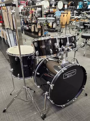 Mapex Tornado 22,10,12,16,SD w/Hardware in Black