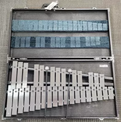 Yamaha Concert 2.5 Oct Orch Bells W/ Steel Bars 2