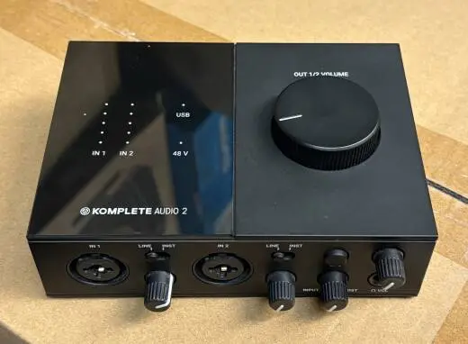 Native Instruments - KOMPLETE AUD 2 audio interface