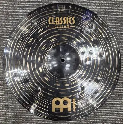 Meinl Classics Custom 18