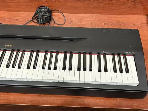 Yamaha P-60 Digital Keyboard 3