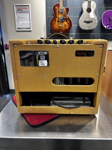 Store Special Product - Fender - 021-3205-700